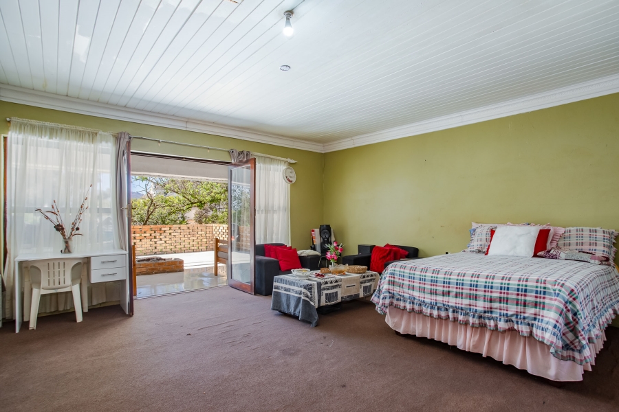 7 Bedroom Property for Sale in Wellington Central Western Cape